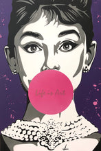 Load image into Gallery viewer, Hepburn Gum (Purple)
