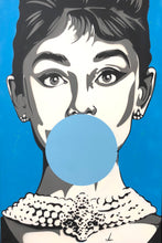 Load image into Gallery viewer, Hepburn Gum (Blue)
